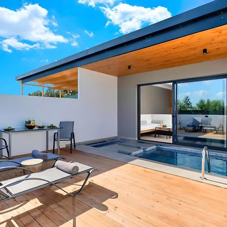 Canes Private Pool Apartamento Istro